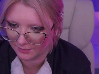 This model is live right now. cooltatiss