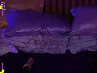 CoolTatiss's Live Sex Cam Show