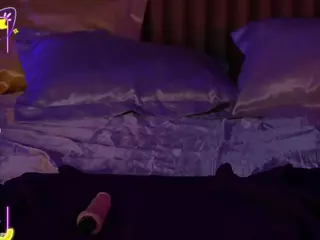 CoolTatiss's Live Sex Cam Show