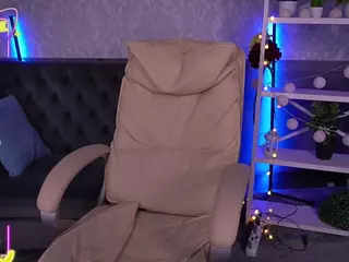 CoolTatiss's Live Sex Cam Show