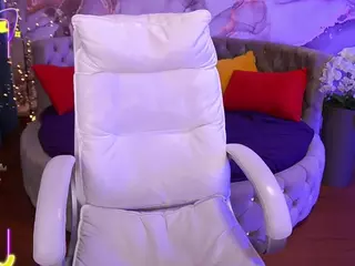 CoolTatiss's Live Sex Cam Show