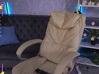 CoolTatiss's Live Sex Cam Show