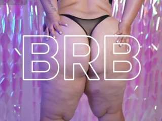 andrea-curvy1 Live Webcam on CamSoda