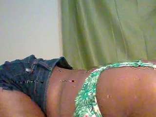 pretty-sugar webcam