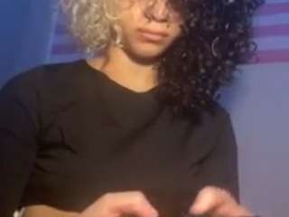 universethadon Live Webcam on CamSoda