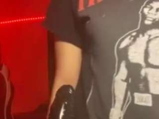 universethadon Live Webcam on CamSoda