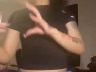 Live webcam model universethadon on Soda Cams