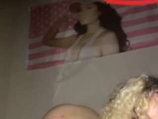 universethadon's CamSoda show and profile