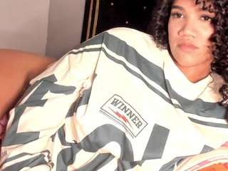 jennamartinyii Live Webcam on CamSoda