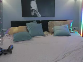KiraRoxx's Live Sex Cam Show