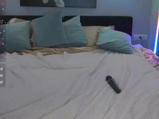 KiraRoxx's Live Sex Cam Show