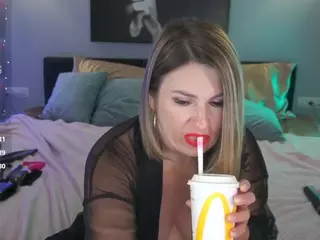 KiraRoxx's Live Sex Cam Show