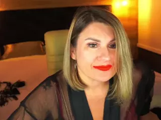 KiraRoxx's Live Sex Cam Show