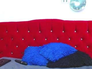 marianahott4 live webcam show
