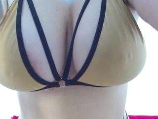marianahott4