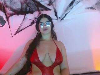 marianahott4