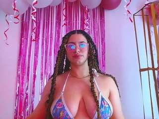 marianahott4