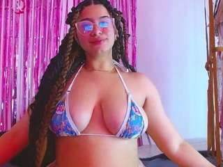 marianahott4