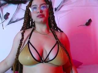 marianahott4