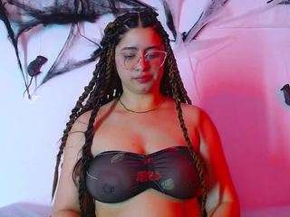 marianahott4