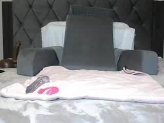 juicyjordan live camsoda fetish cam show -  BDSM webcam performer