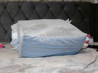 Live webcam model juicyjordan on Soda Cams