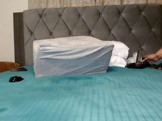 juicyjordan live webcam show
