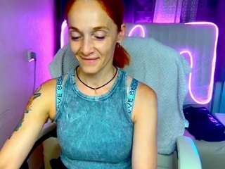breeterner Webcam Model Profile