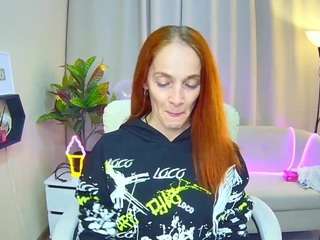 breeterner Live Webcam on CamSoda