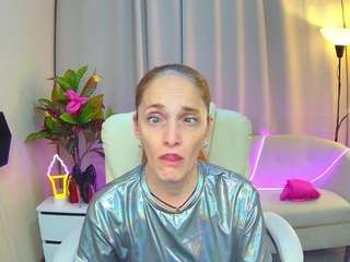 breeterner live cam profile