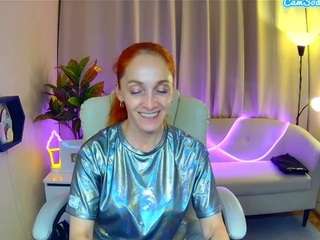 le modèle breeterner est en webcam porno dans un show sur le site camsoda, il possède les tags suivants: camel-toe,cock-rating,dirty-talk,drinking,green eyes,lovense,mature,middle-aged,orgasm,red hair,skinny,tattoos,thin,toys,milf
