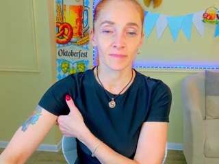 BreeTerner live cam preview