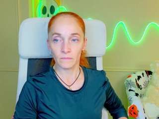 BreeTerner live cam preview