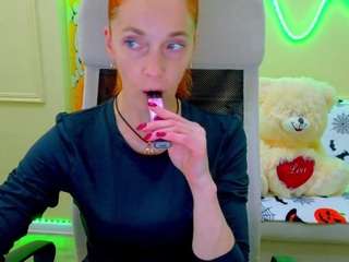 BreeTerner live cam preview