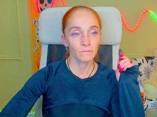 BreeTerner live cam preview