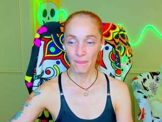 BreeTerner live cam preview