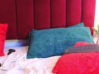 jeyvazquez Live Webcam on CamSoda