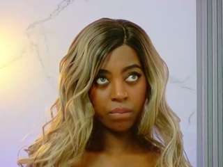 ebonydreams01's CamSoda show and profile