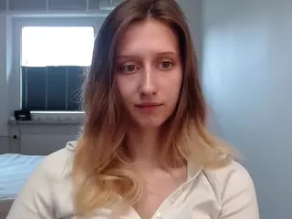 LunaxDelight's Live Sex Cam Show