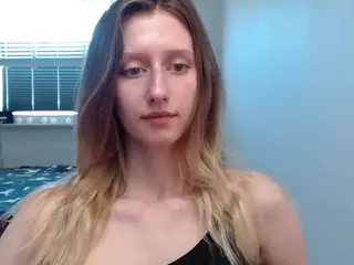 LunaxDelight's Live Sex Cam Show