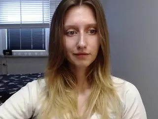 LunaxDelight's Live Sex Cam Show