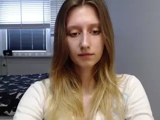 LunaxDelight's Live Sex Cam Show