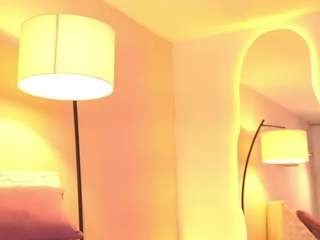 chloe-cherry21 Live Webcam on CamSoda