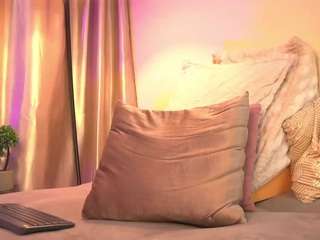 chloe-cherry21
