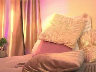 chloe-cherry21