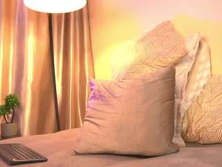 chloe-cherry21
