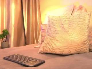 chloe-cherry21