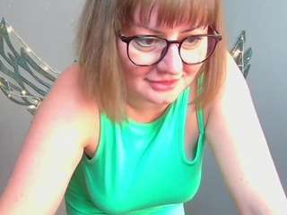 ZannaDreil live webcam show