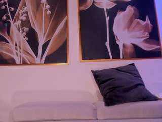 amber-stonee webcam model