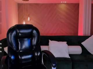 amber-stonee's CamSoda show and profile